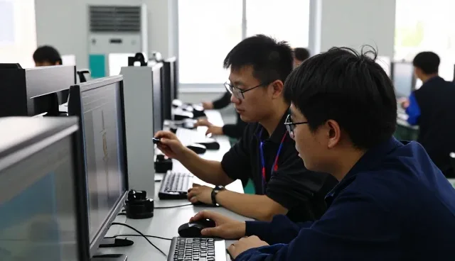 东莞市久鼎进出口服务有限公司构建专业安装调试运维服务体系